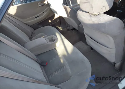 2000 Honda Accord 3.0 Lx from USA, damaged, VIN 1HGCG1643YA059947